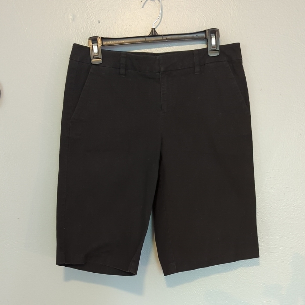 Tommy Hilfiger Black Bermuda Shorts With Front And Back Pockets Size 8